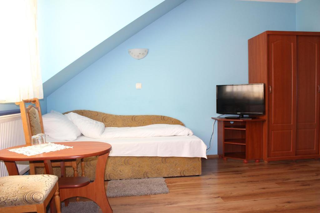 Hotel Czardasz Вжешня Номер фото